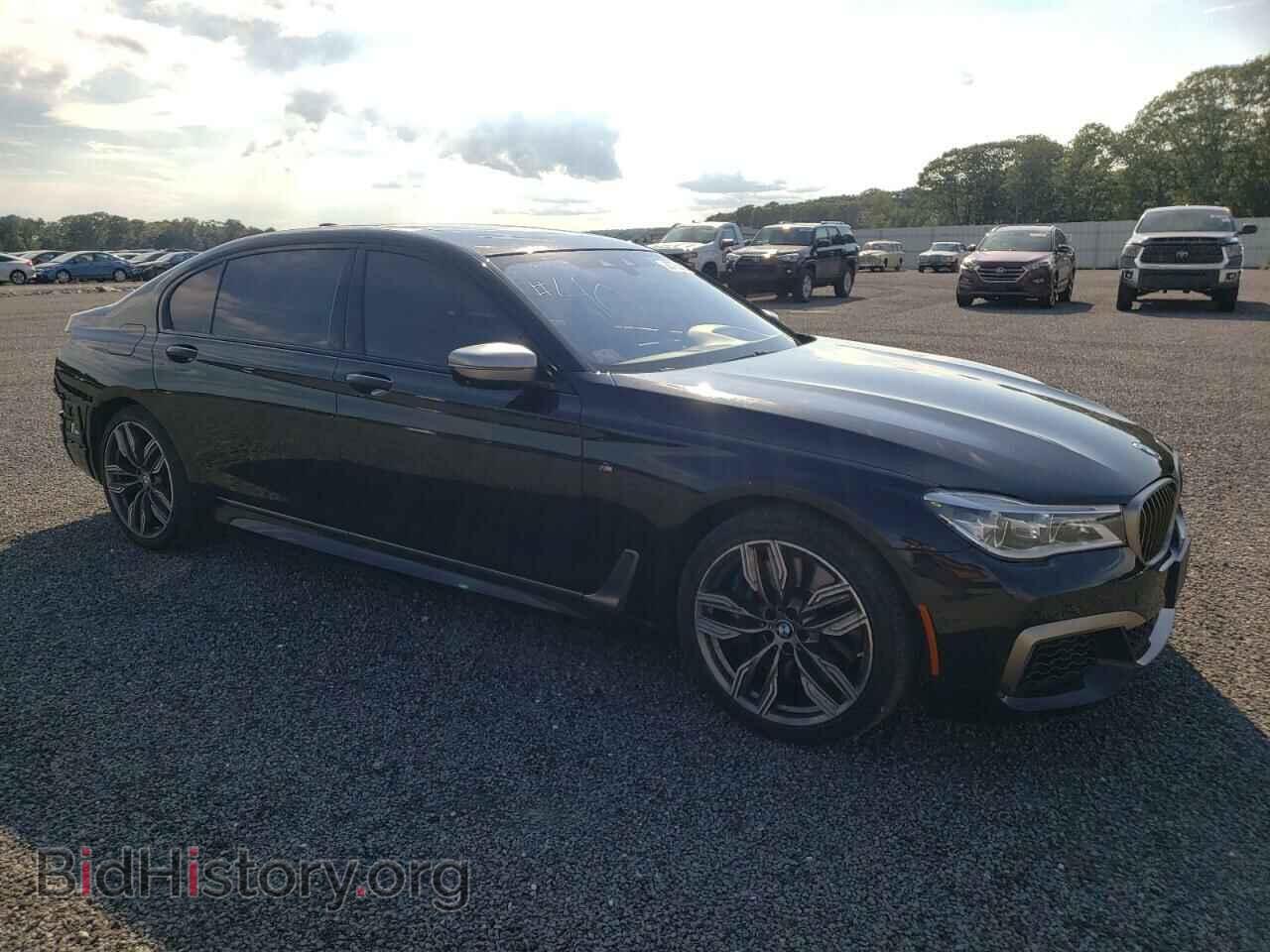 2019 BMW M7 - VIN: WBA7H6C5XKG615017 - Фото 4