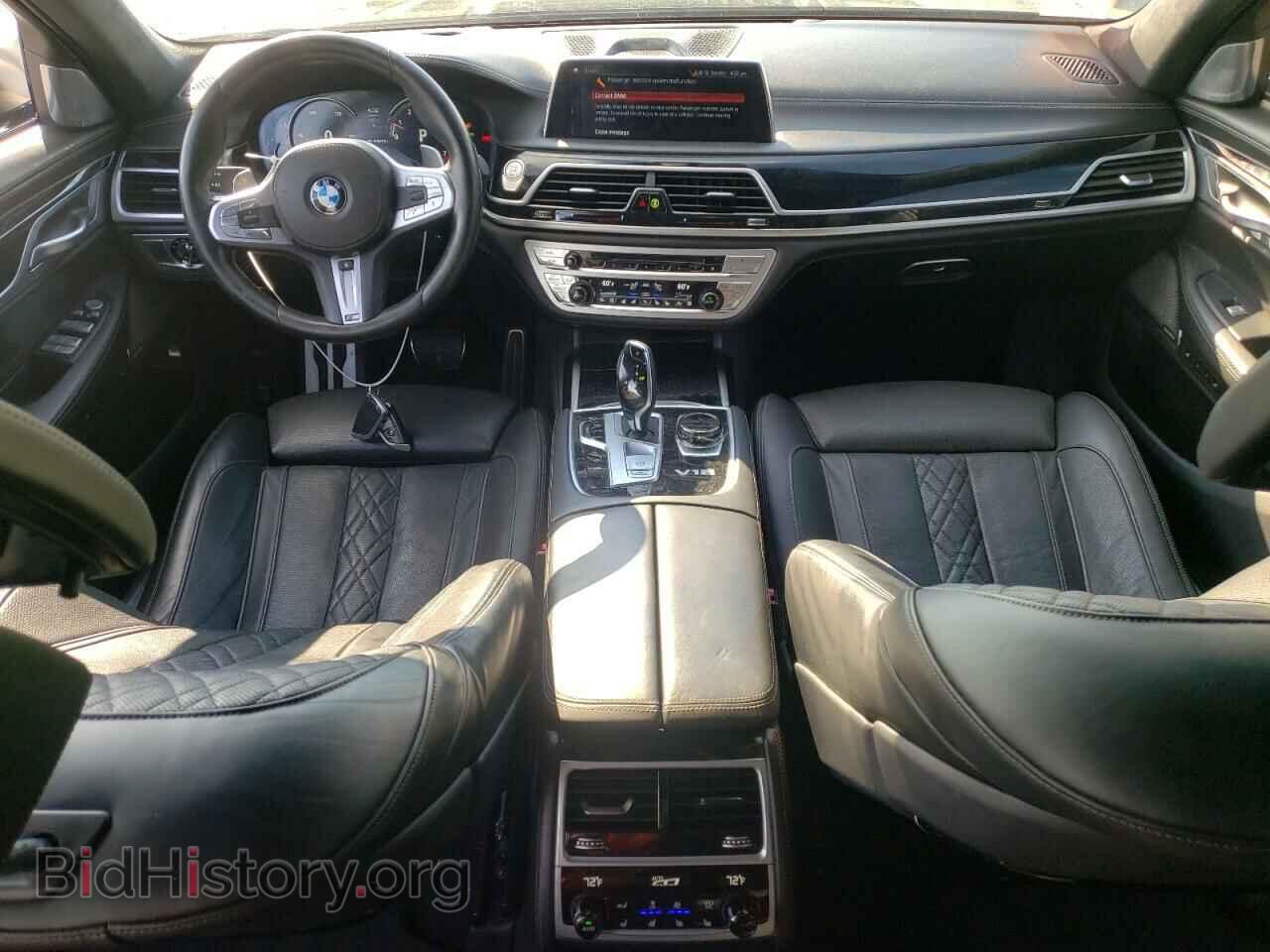 2019 BMW M7 - VIN: WBA7H6C5XKG615017 - Фото 8