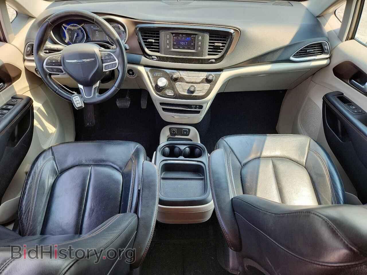 2017 CHRYSLER PACIFICA - VIN: 2C4RC1BG8HR608106 - Photo 8