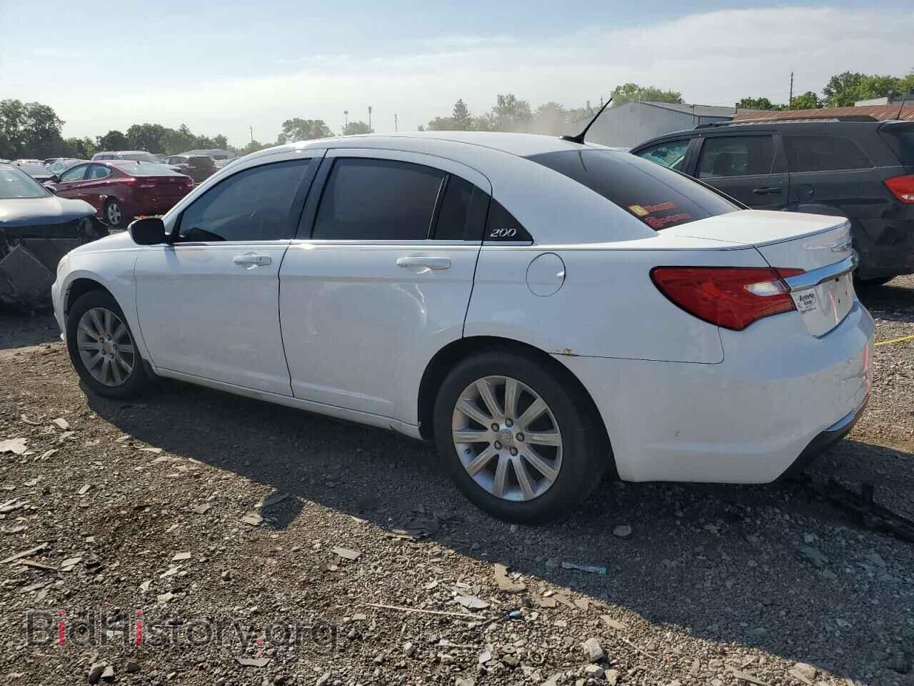 2013 CHRYSLER 200 - VIN: 1C3CCBBBXDN601587 - Фото 2
