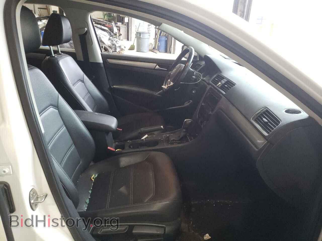 2015 VOLKSWAGEN PASSAT - VIN: 1VWAT7A39FC028476 - Фото 5