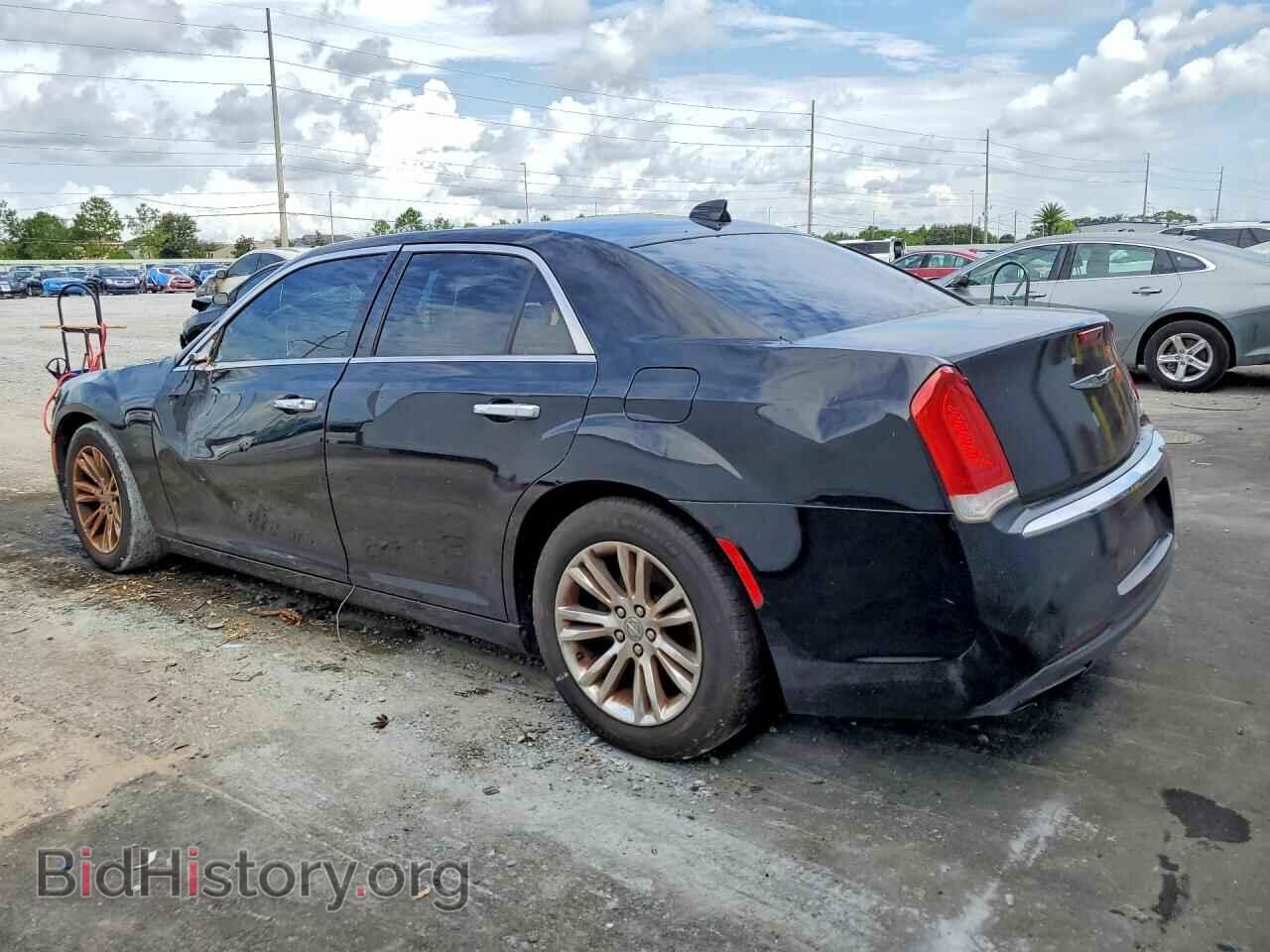 2017 CHRYSLER 300 - VIN: 2C3CCAEG1HH662620 - Photo 2