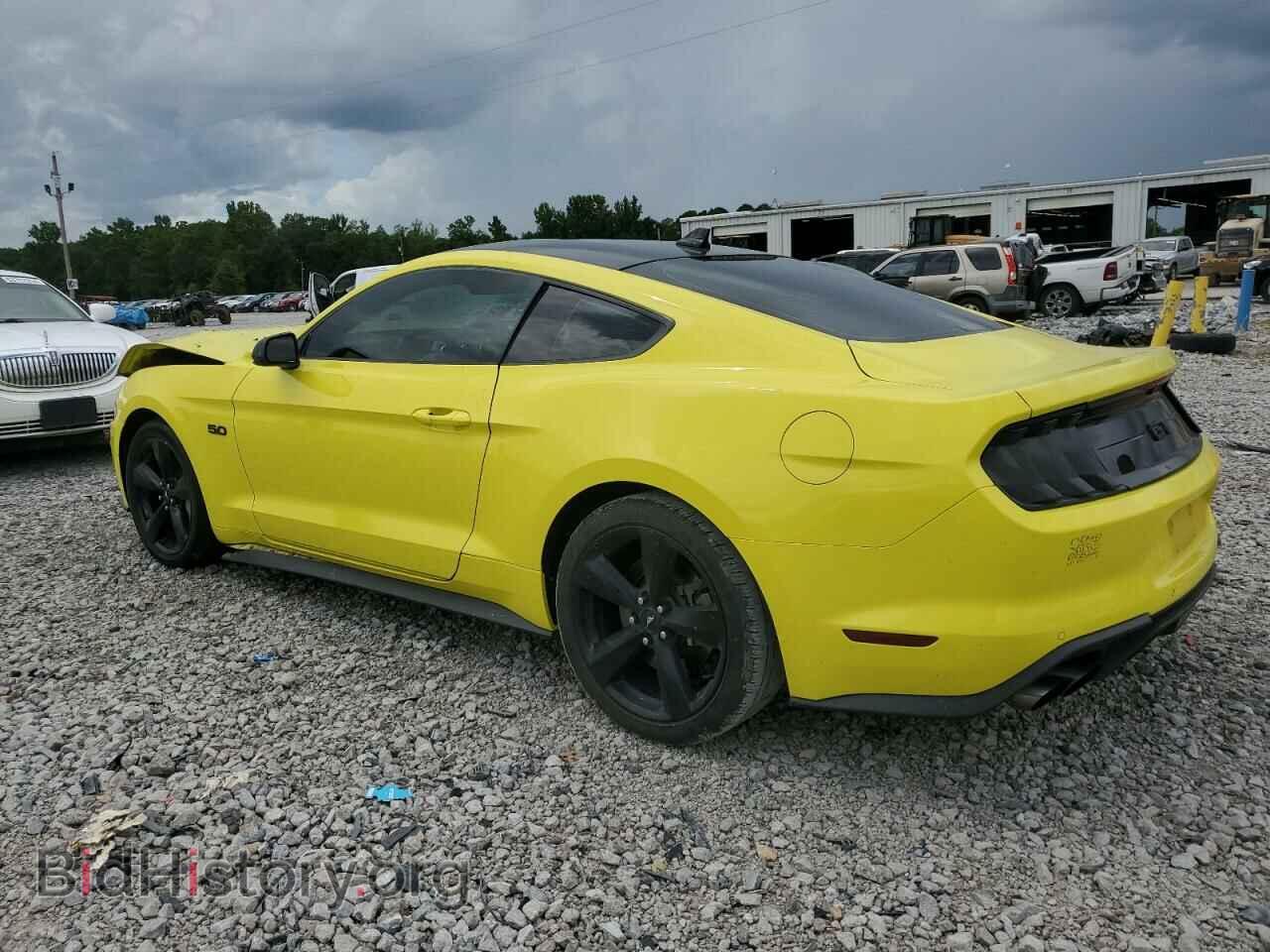 2021 FORD MUSTANG - VIN: 1FA6P8CF7M5118260 - Photo 2