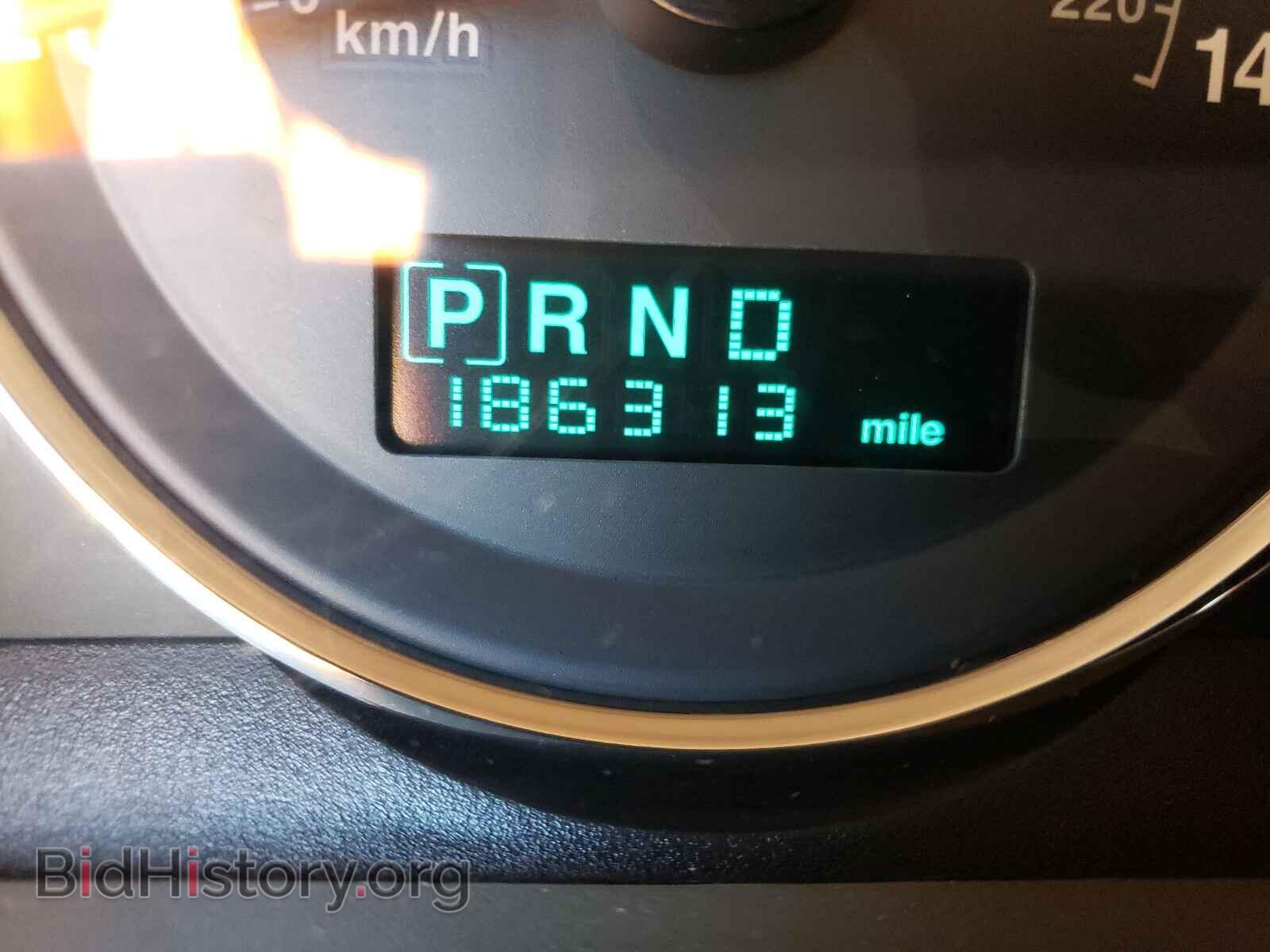 2006 JEEP COMMANDER - VIN: 1J8HG48N56C245480 - Photo 8