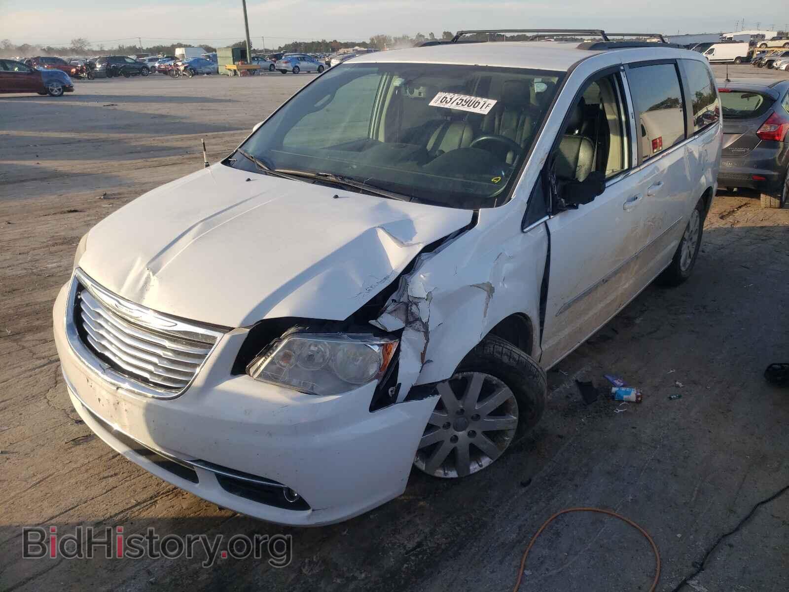 2014 CHRYSLER MINIVAN - VIN: 2C4RC1BGXER444675 - Фото 2