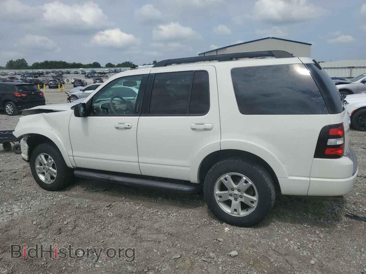 2010 FORD EXPLORER - VIN: 1FMEU7DE6AUA01930 - Фото 2