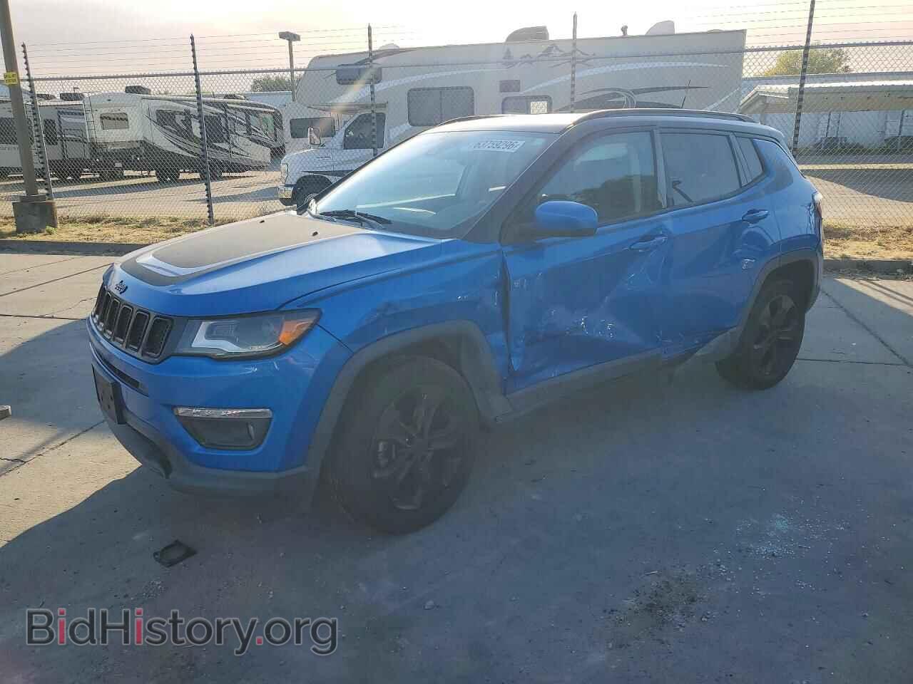 Фотография 3C4NJDBB1JT394525 - JEEP COMPASS 2018