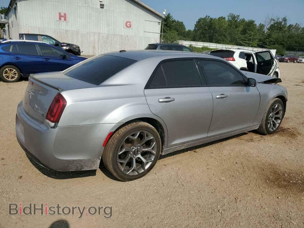 2017 CHRYSLER 300 - VIN: 2C3CCABGXHH655444 - Фото 3