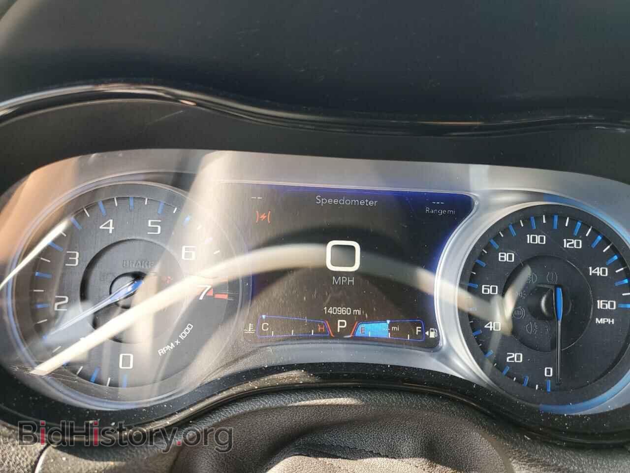 2017 CHRYSLER 300 - VIN: 2C3CCABGXHH655444 - Фото 9