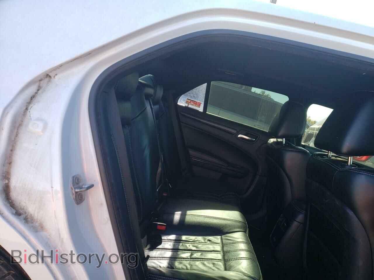 2016 CHRYSLER 300 - VIN: 2C3CCABT9GH238764 - Фото 6