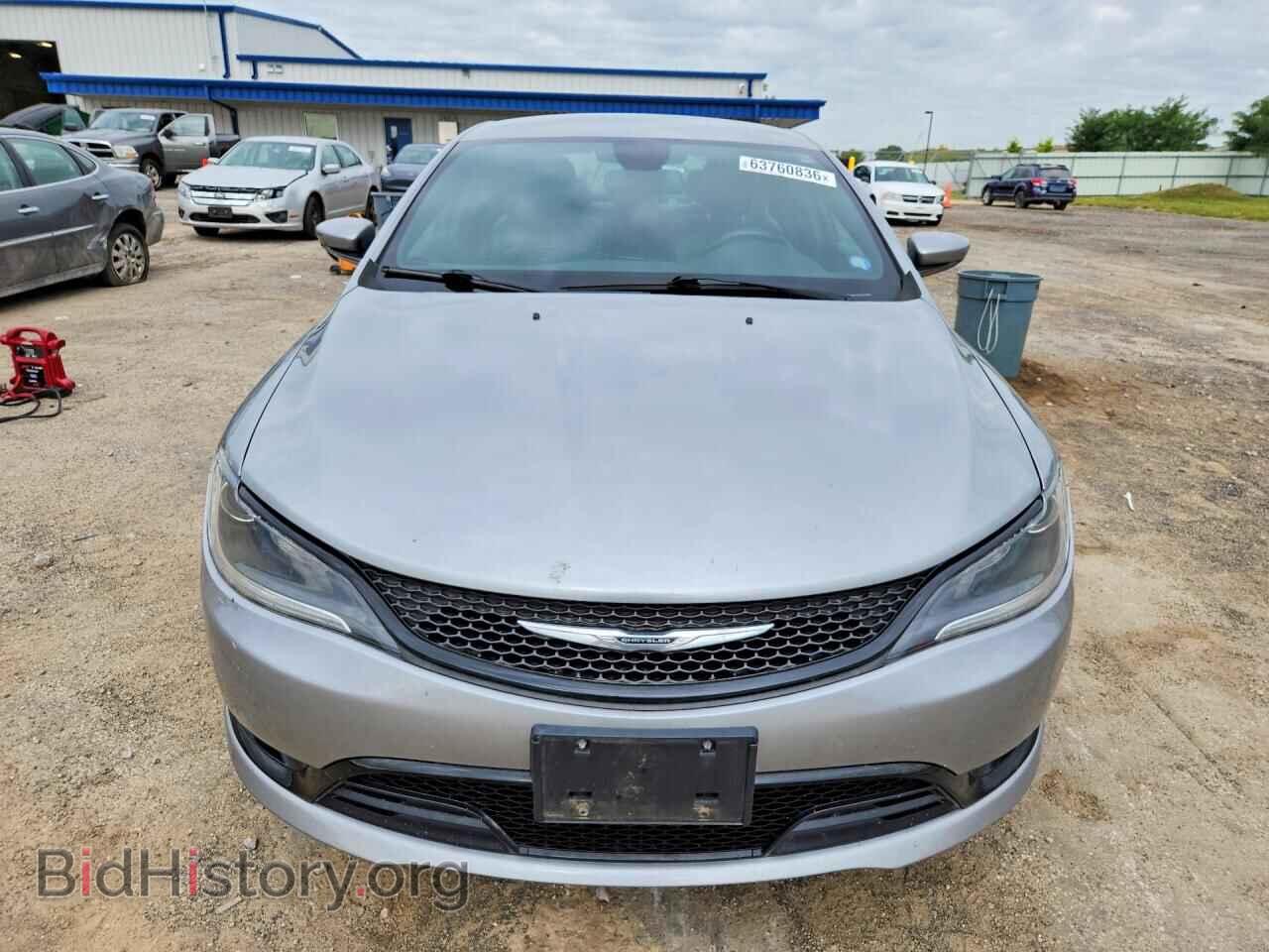 2016 Chrysler 200 (VIN 1C3CCCBB1GN118077) — photo 5 of 12