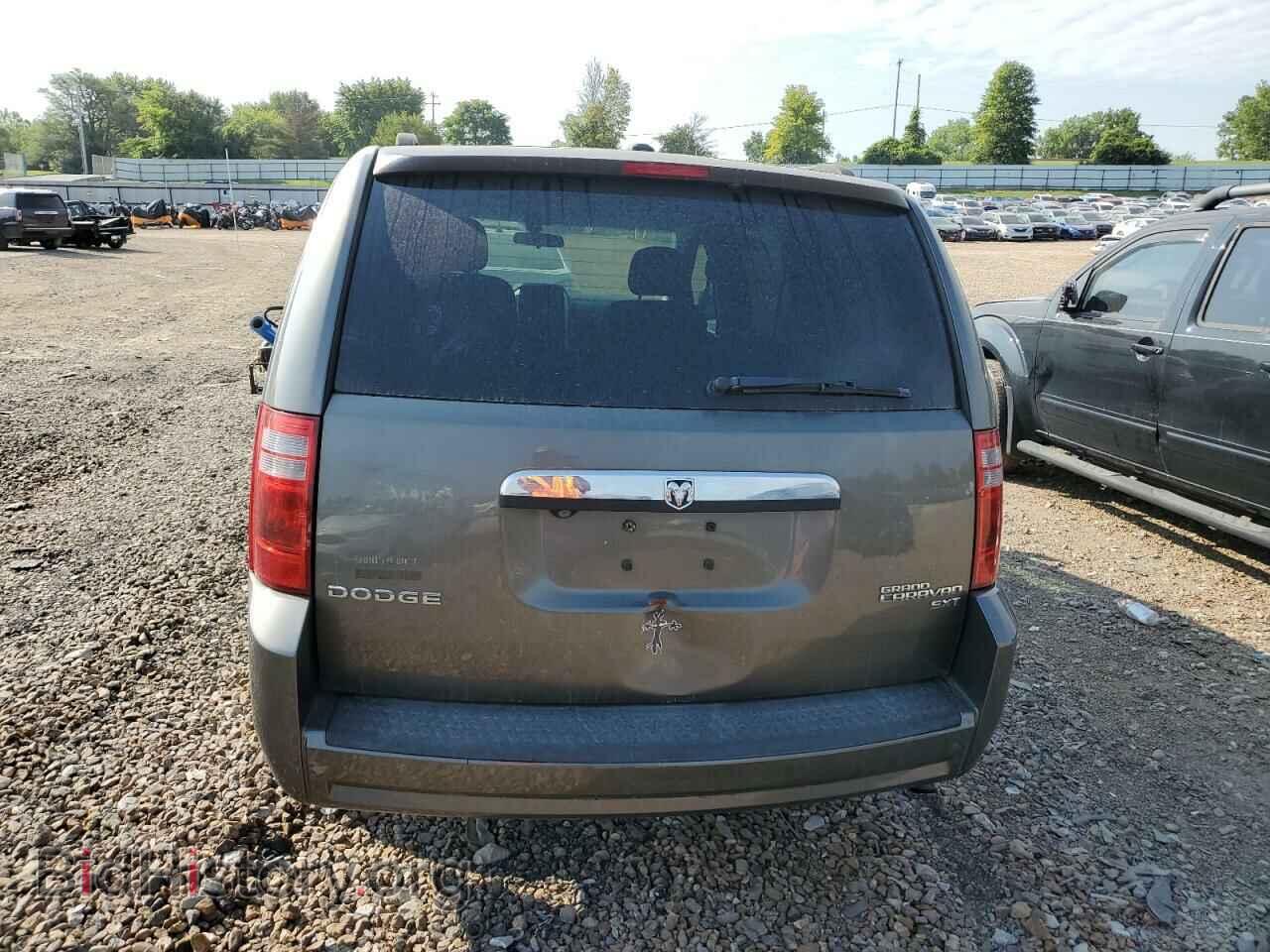 2010 DODGE CARAVAN - VIN: 2D4RN5D10AR307817 - Фото 6