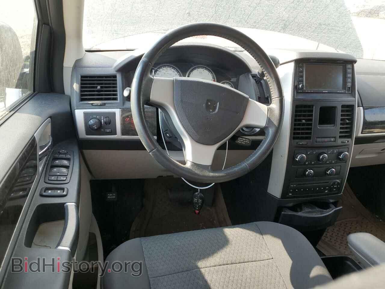 2010 DODGE CARAVAN - VIN: 2D4RN5D10AR307817 - Фото 8