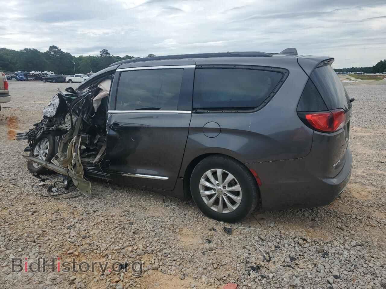 2017 CHRYSLER PACIFICA - VIN: 2C4RC1BG3HR542192 - Photo 2