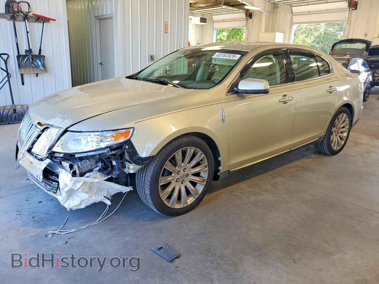 Photo 1LNHL9DR7BG608093 - LINCOLN MKS 2011