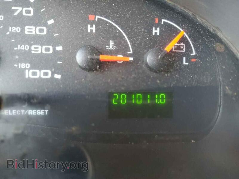 2006 Ford ECONOLINE (VIN 1FTNE24W76DA75524) — photo 8 of 10