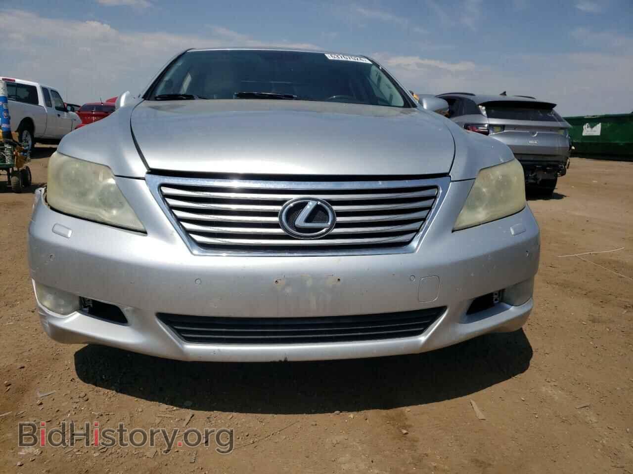 2011 LEXUS LS460 - VIN: JTHBL5EF3B5107882 - Photo 5