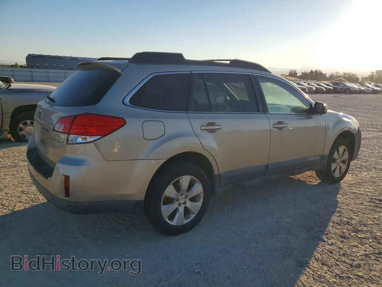 2010 SUBARU OUTBACK - VIN: 4S4BRBCC9A3376661 - Фото 3