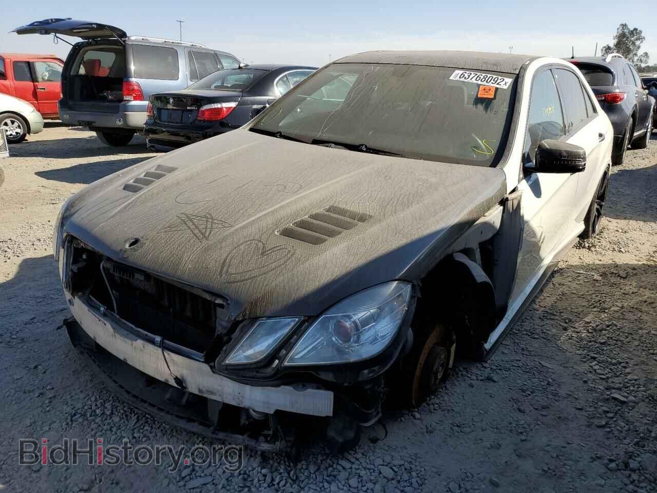 2011 MERCEDES-BENZ E-CLASS - VIN: WDDHF8HB3BA368357 - Фото 2