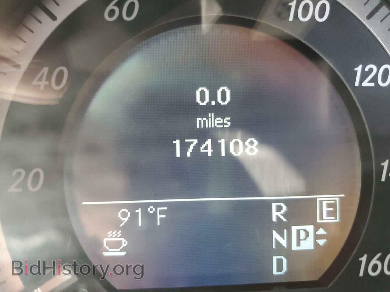 2011 MERCEDES-BENZ E-CLASS - VIN: WDDHF8HB3BA368357 - Фото 8
