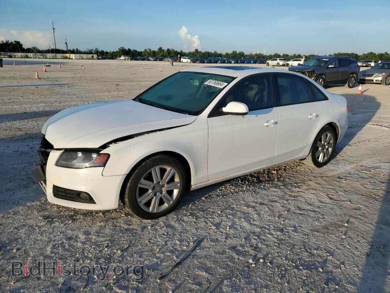 Фотография WAUAFAFL2BN040349 - AUDI A4 2011