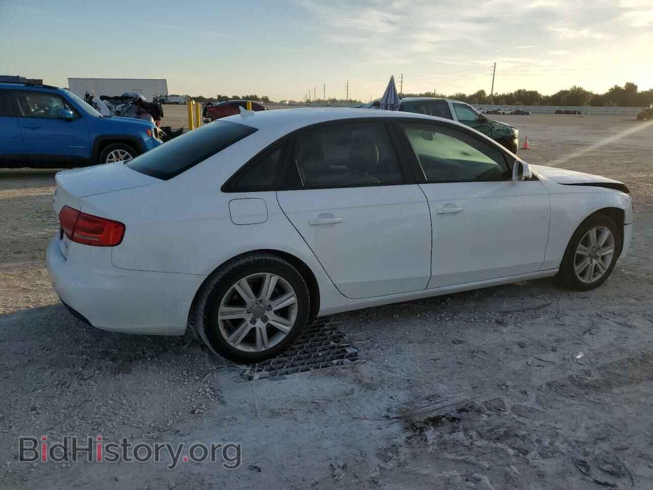 2011 AUDI A4 - VIN: WAUAFAFL2BN040349 - Фото 3