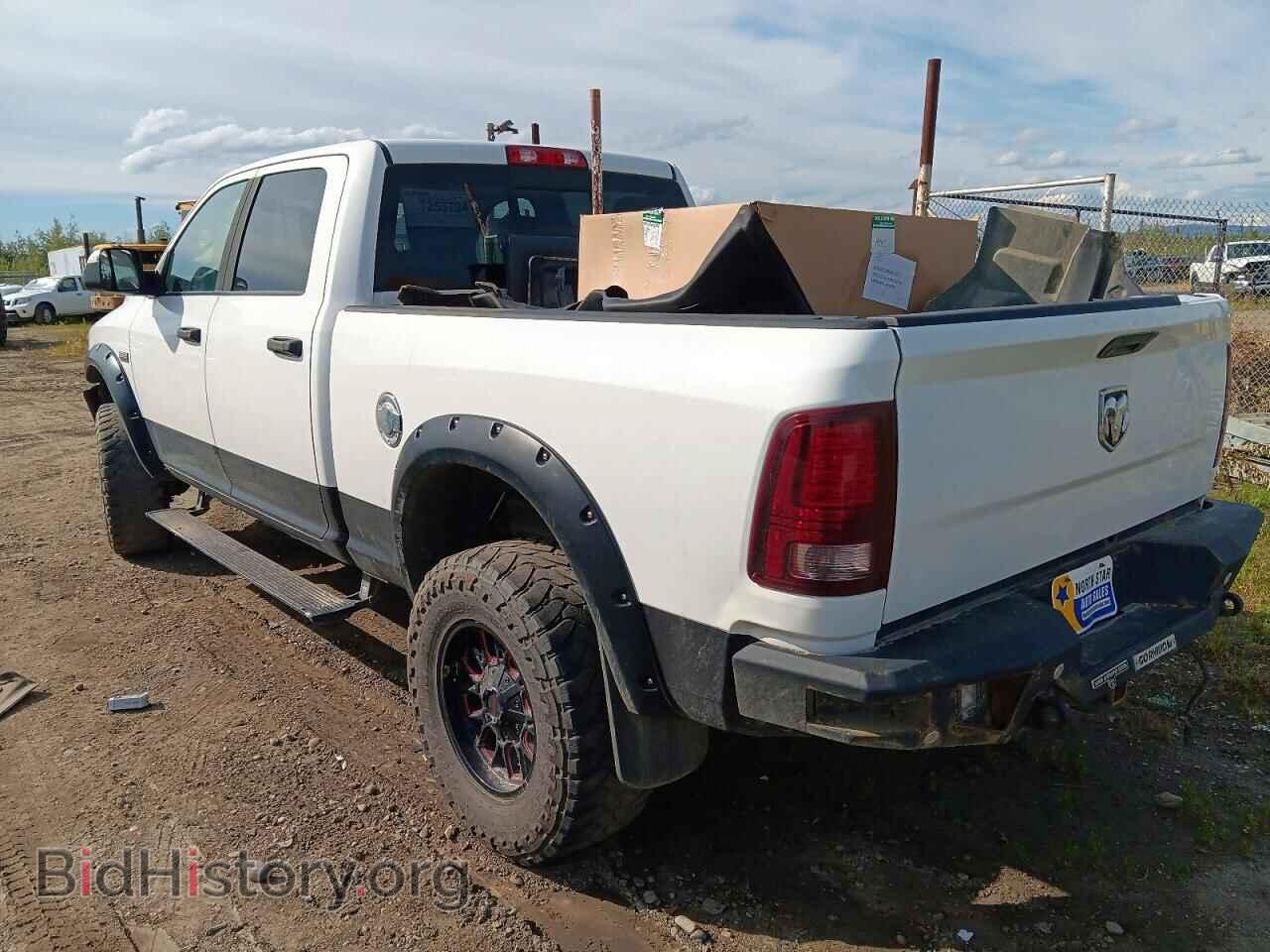 2016 RAM 2500 - VIN: 3C6TR5EJ8GG141865 - Photo 2