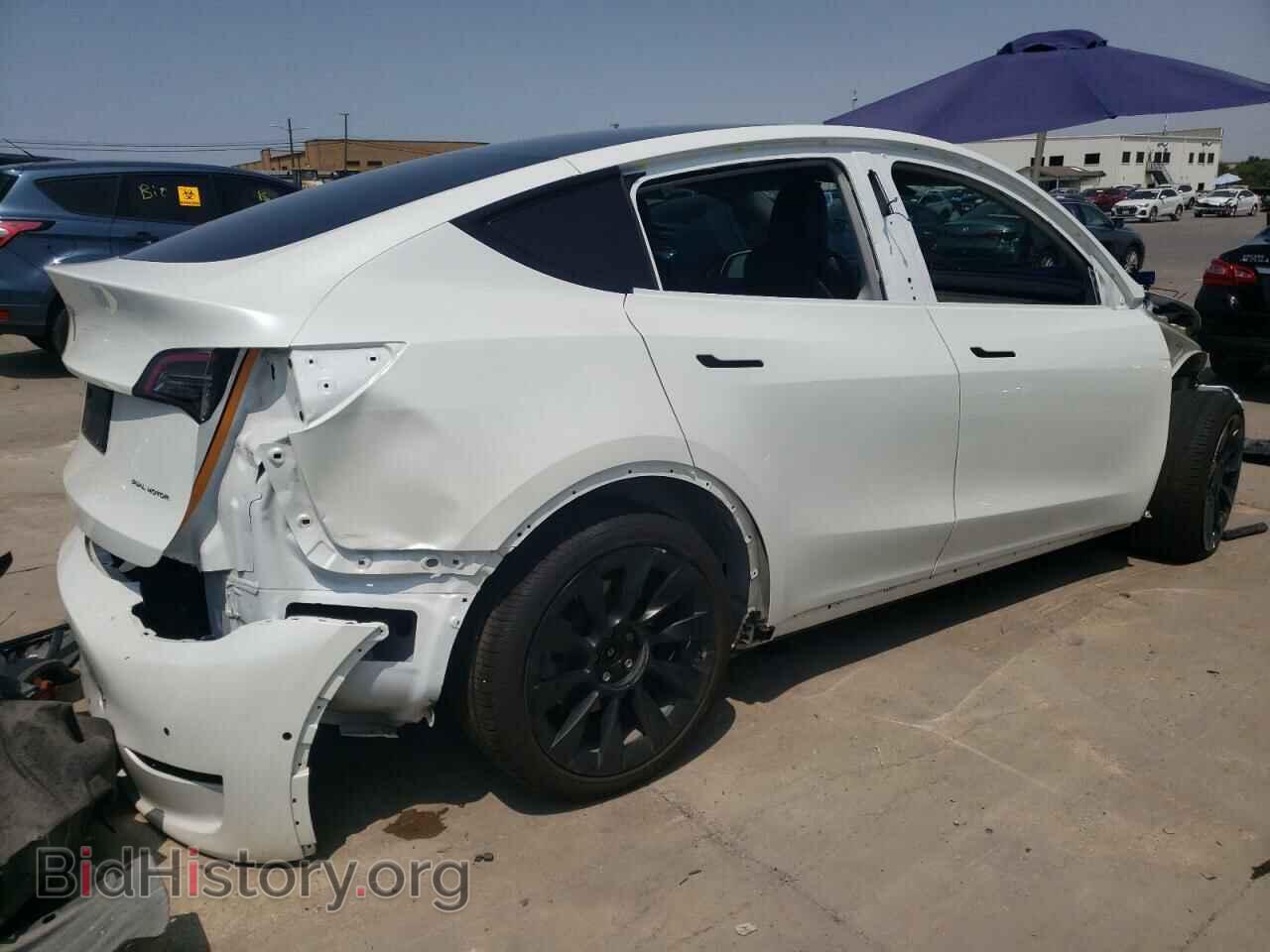 2022 TESLA MODEL Y - VIN: 7SAYGDEE5NF318203 - Фото 3