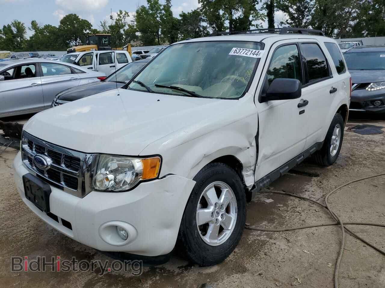 Фотография 1FMCU0D70CKA38552 - FORD ESCAPE 2012