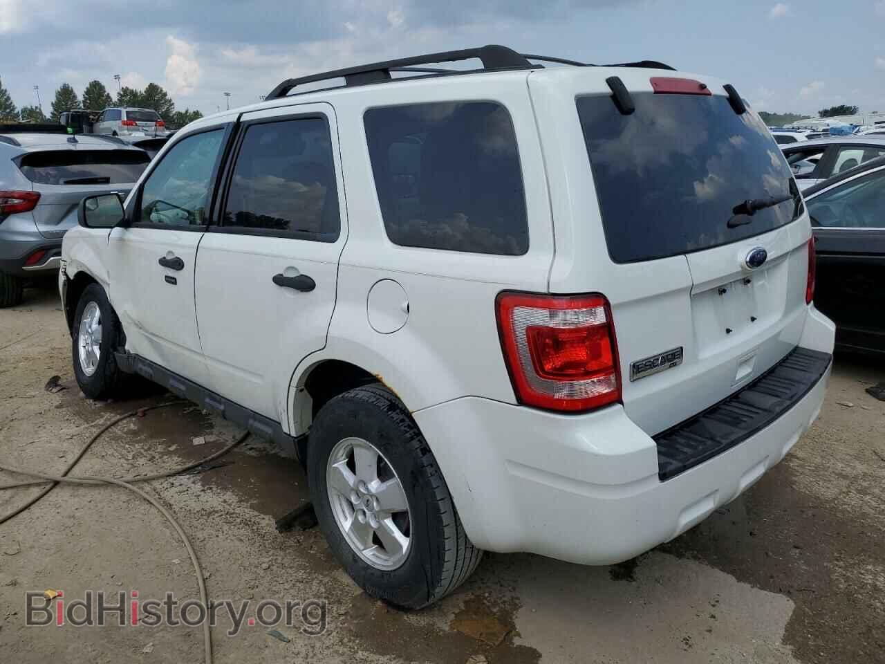 2012 FORD ESCAPE - VIN: 1FMCU0D70CKA38552 - Фото 2