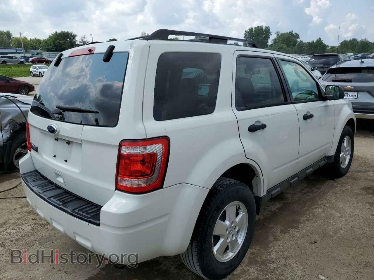 2012 FORD ESCAPE - VIN: 1FMCU0D70CKA38552 - Фото 3