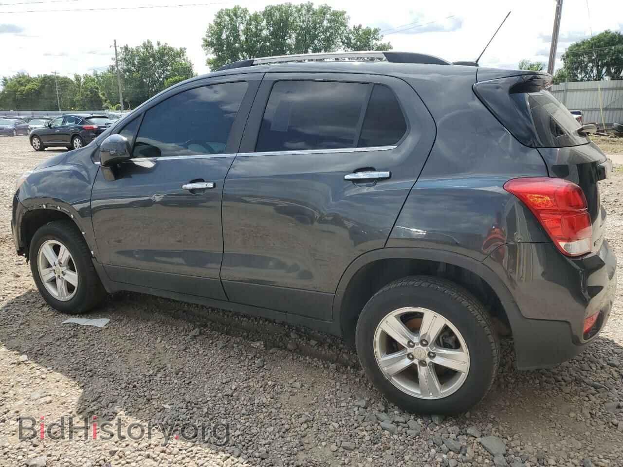 2017 CHEVROLET TRAX - VIN: 3GNCJPSB6HL268638 - Фото 2