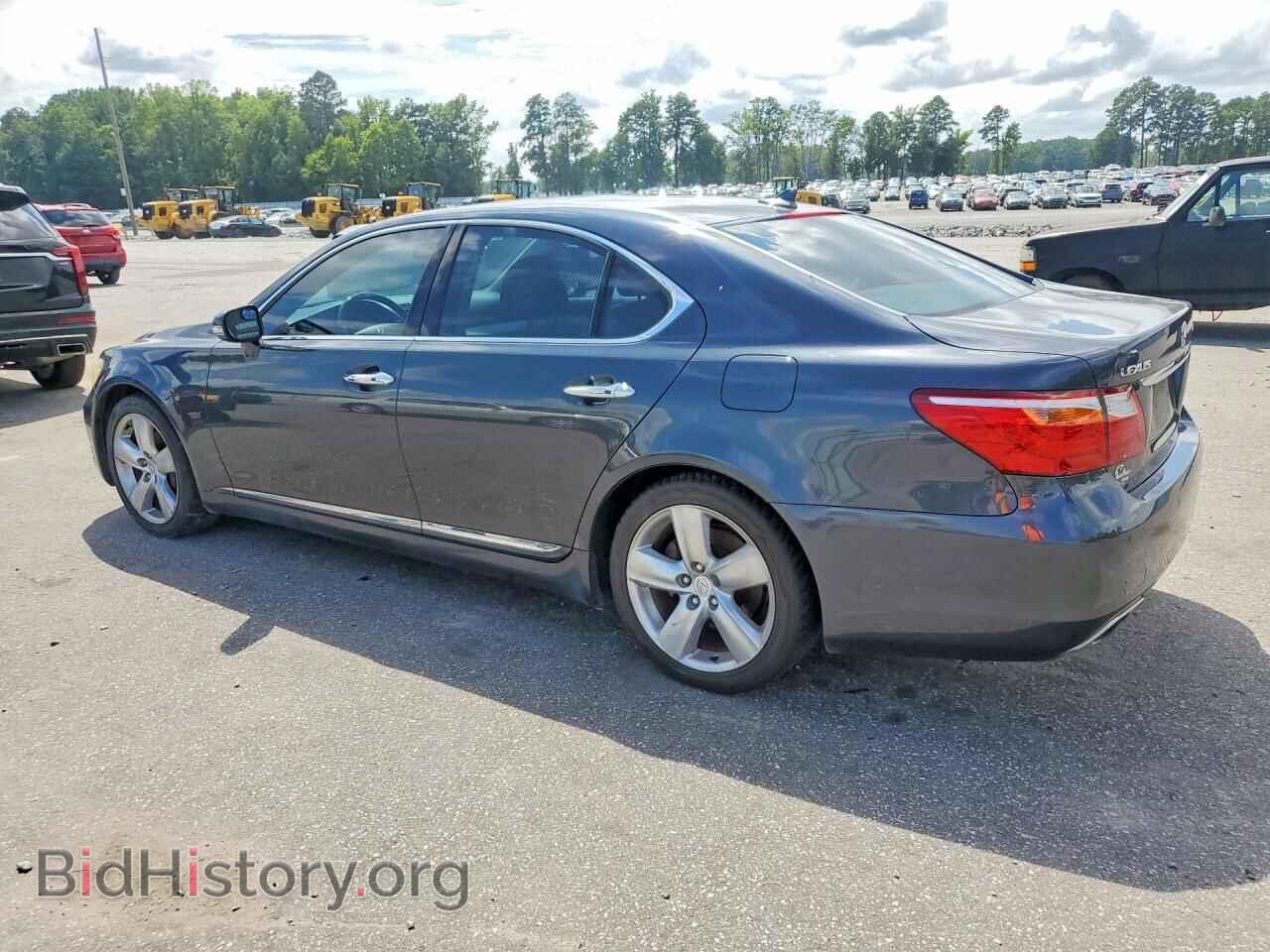 2010 LEXUS LS460 - VIN: JTHBL5EF8A5093914 - Photo 2