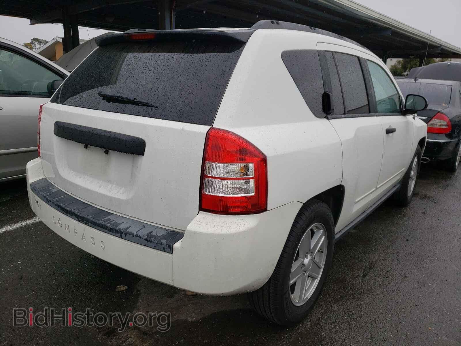 2009 JEEP COMPASS - VIN: 1J4FT47A79D217245 - Photo 4