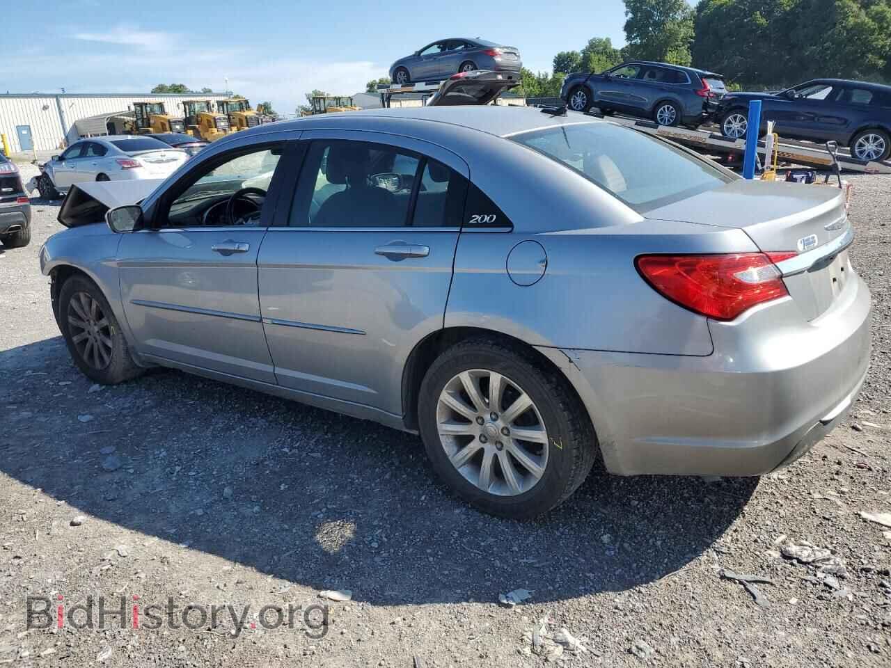 2013 CHRYSLER 200 - VIN: 1C3CCBBB2DN713798 - Фото 2
