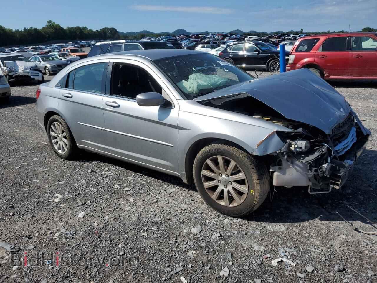 2013 CHRYSLER 200 - VIN: 1C3CCBBB2DN713798 - Фото 4
