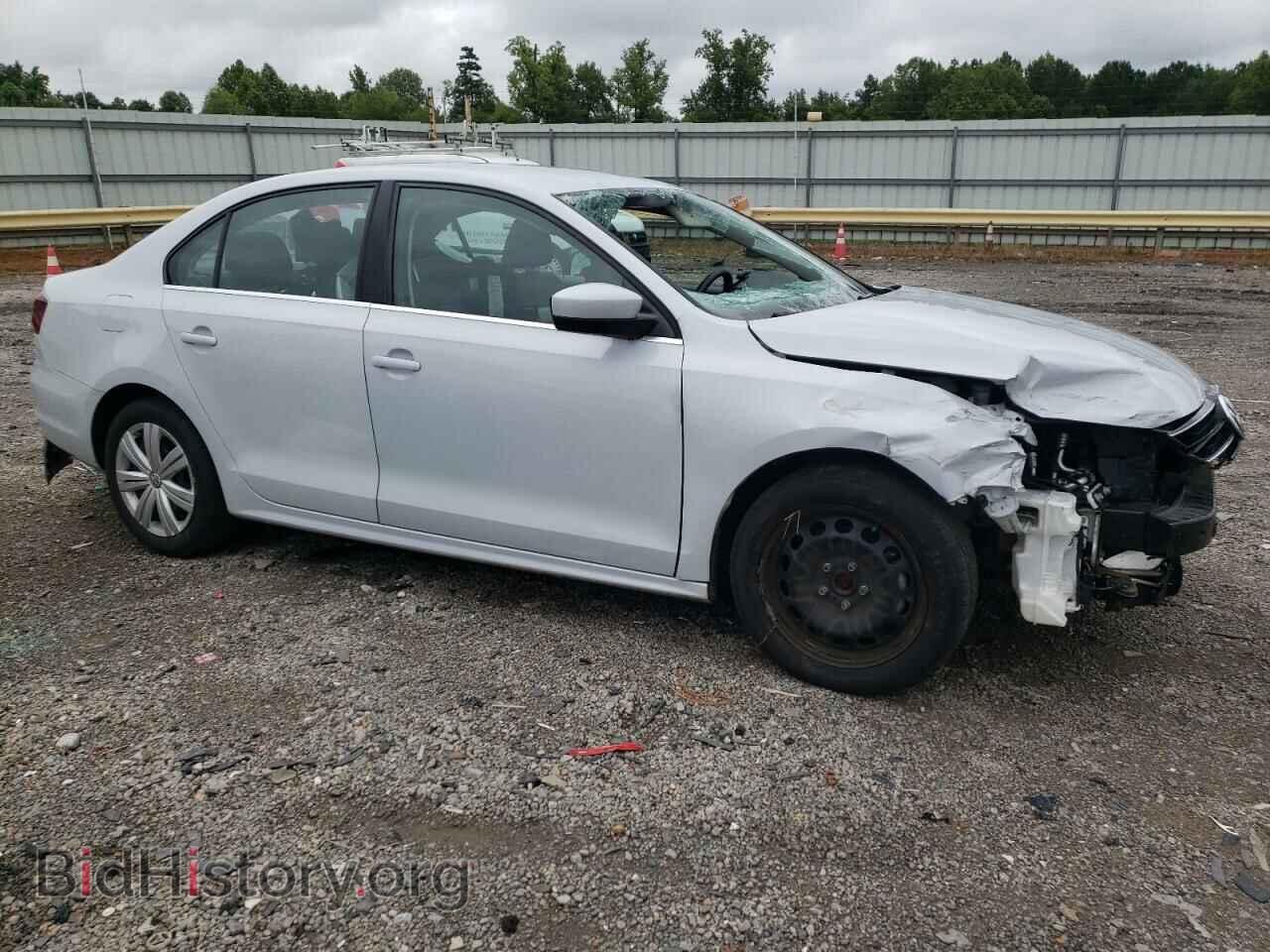 2017 VOLKSWAGEN JETTA - VIN: 3VW2B7AJ4HM265853 - Фото 4