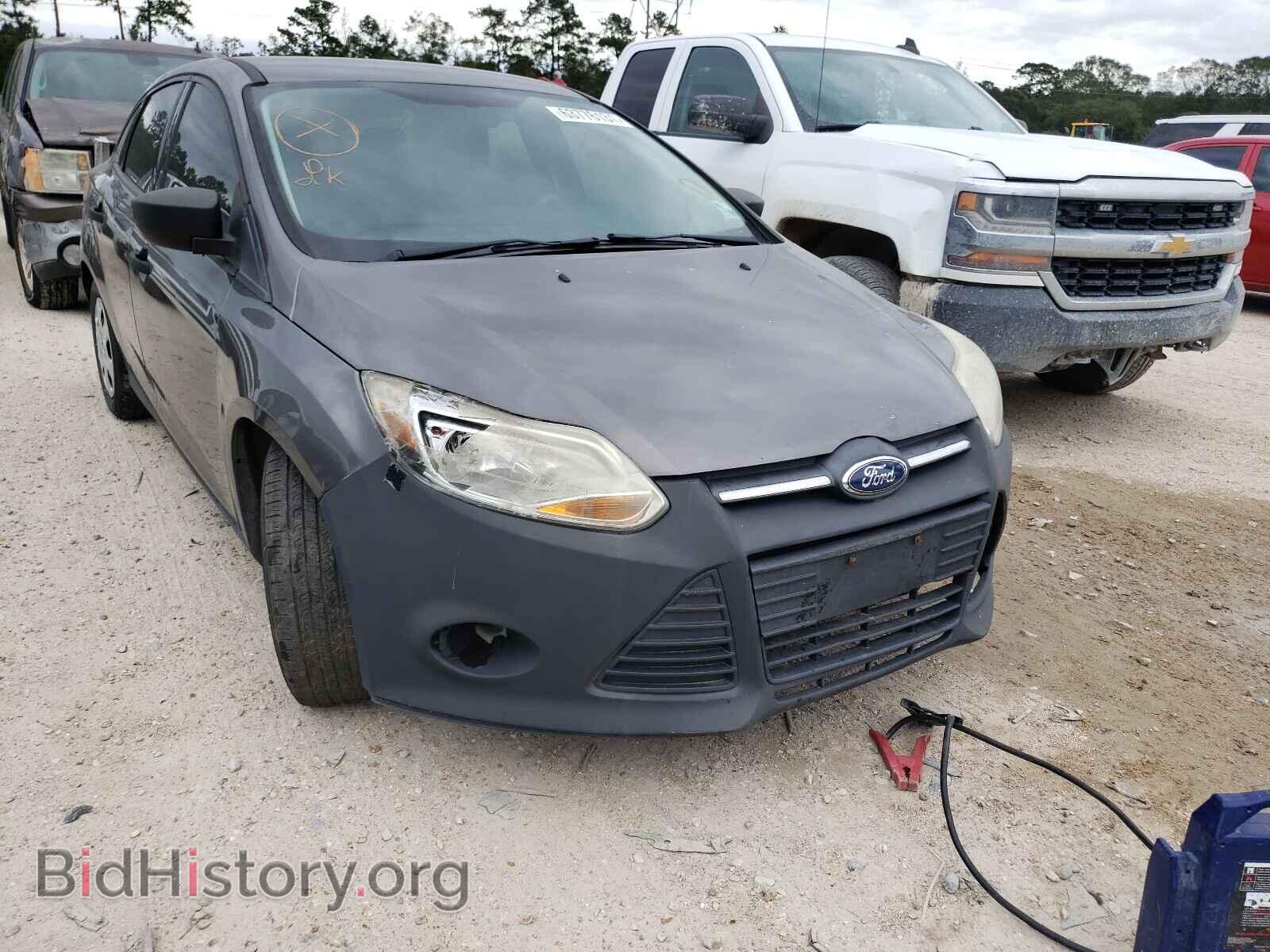 Photo 1FAHP3E2XCL235895 - FORD FOCUS 2012