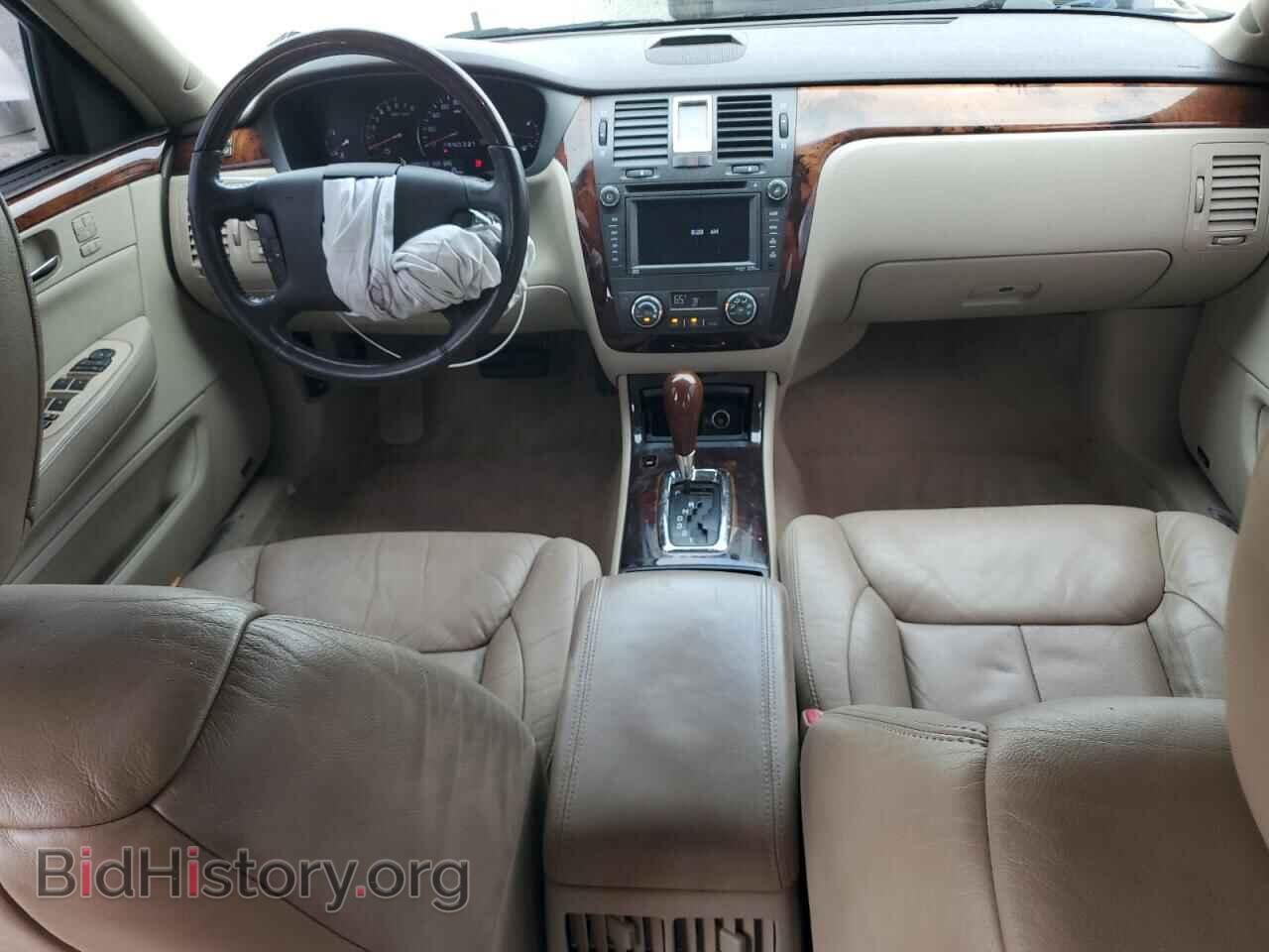 2011 CADILLAC DTS - VIN: 1G6KH5E68BU133678 - Photo 8