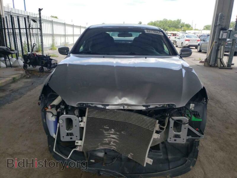 2013 Chrysler 200 (VIN 1C3CCBAG4DN767715) — photo 5 of 12