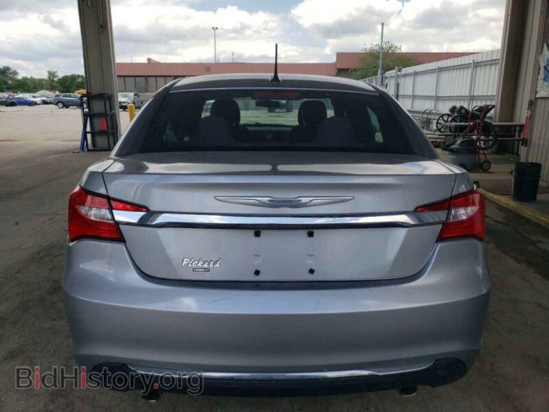 2013 Chrysler 200 (VIN 1C3CCBAG4DN767715) — photo 6 of 12