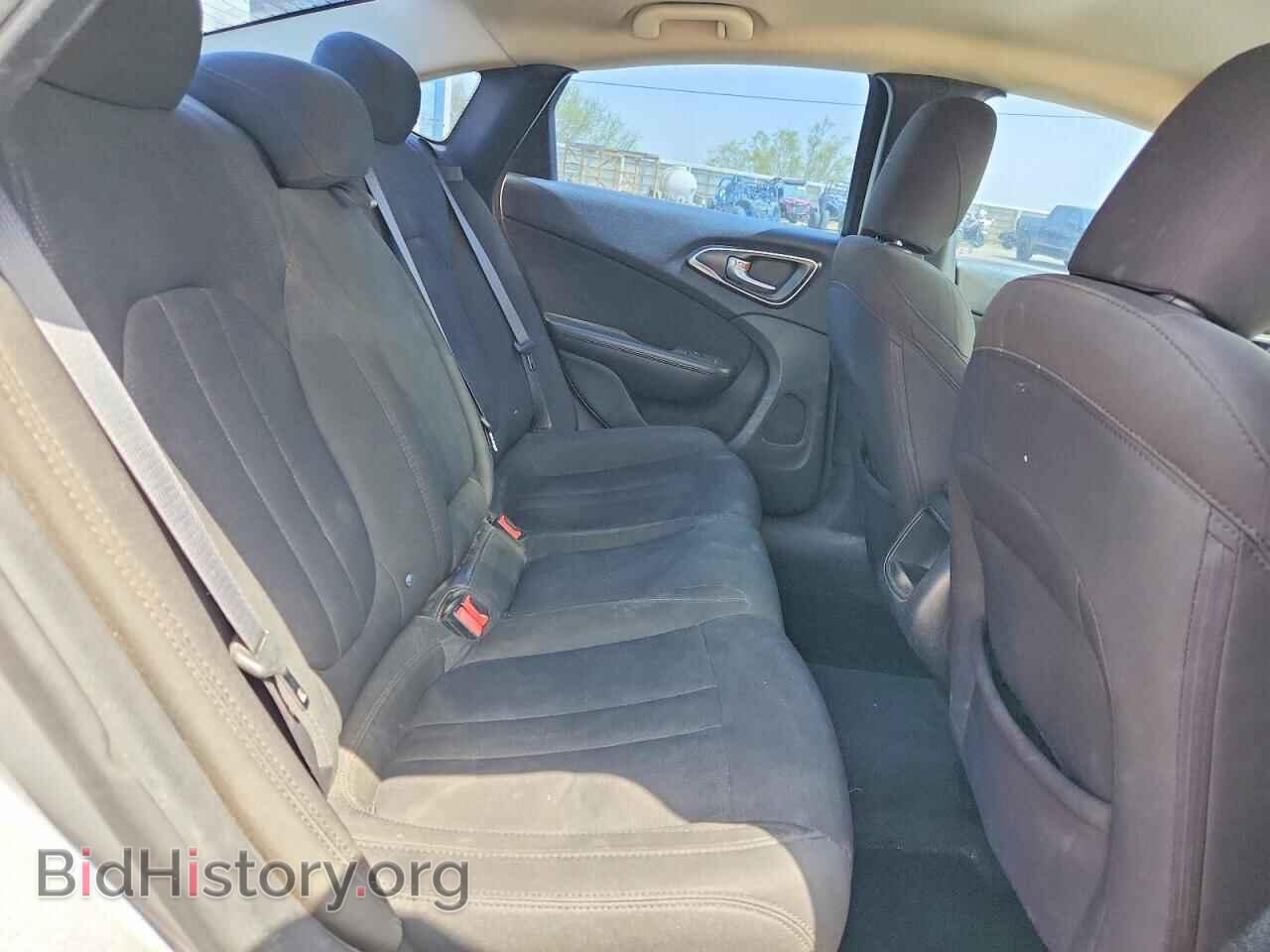 2016 CHRYSLER 200 - VIN: 1C3CCCFB6GN186322 - Photo 10