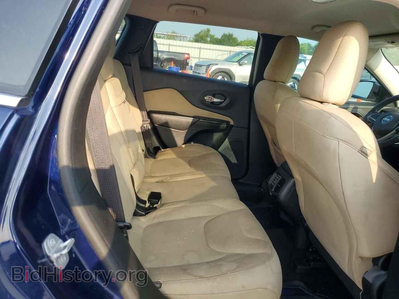 2015 JEEP CHEROKEE - VIN: 1C4PJLCB5FW516242 - Photo 10