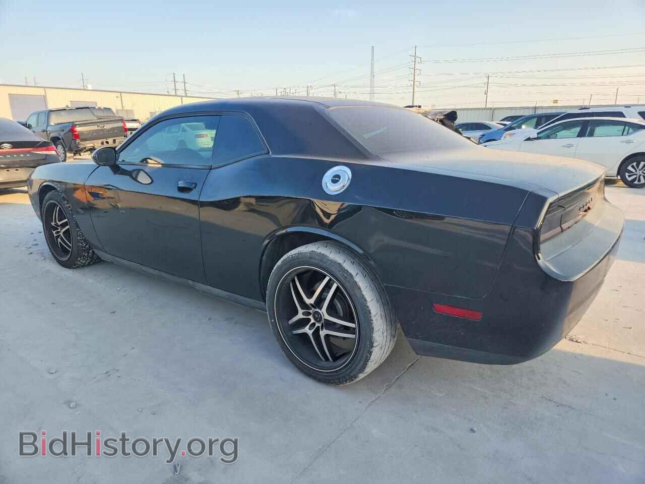 2012 DODGE CHALLENGER - VIN: 2C3CDYAG2CH147761 - Photo 2