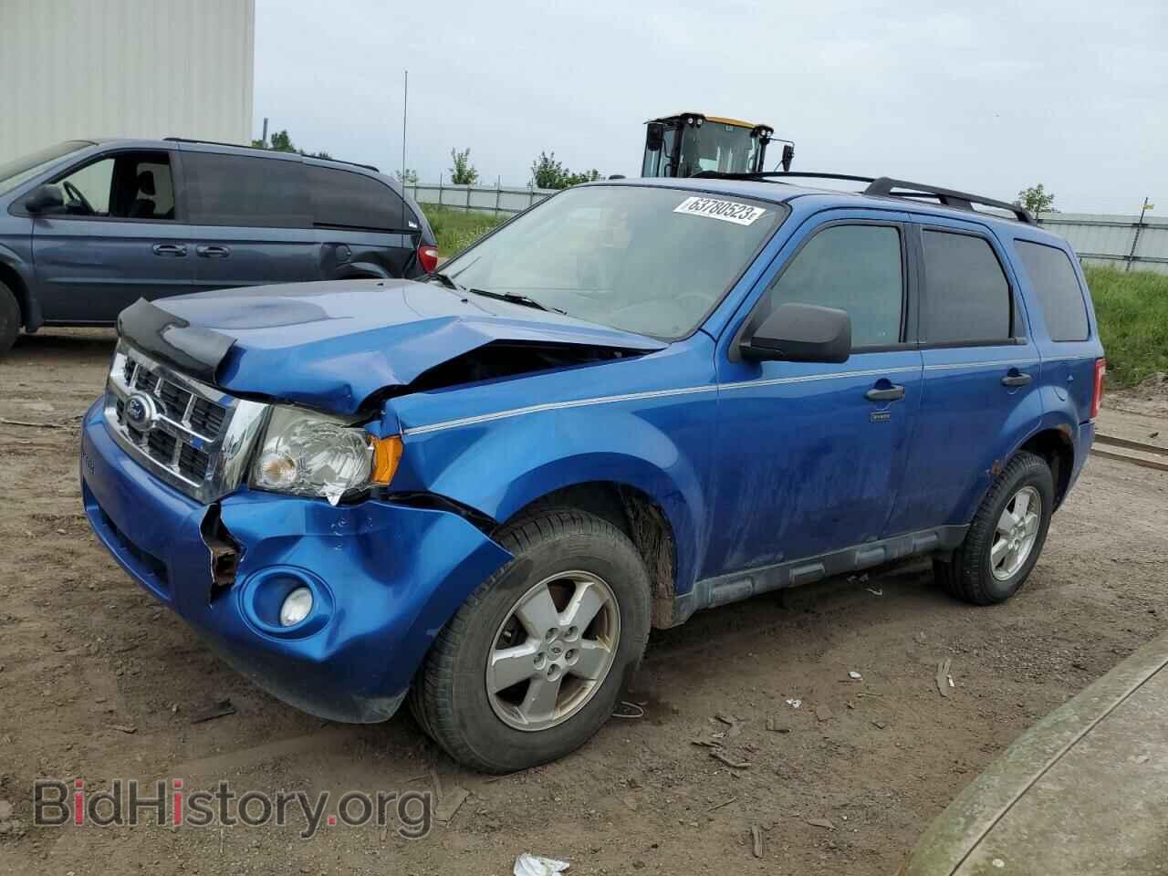 Фотография 1FMCU0DG6BKA70534 - FORD ESCAPE 2011