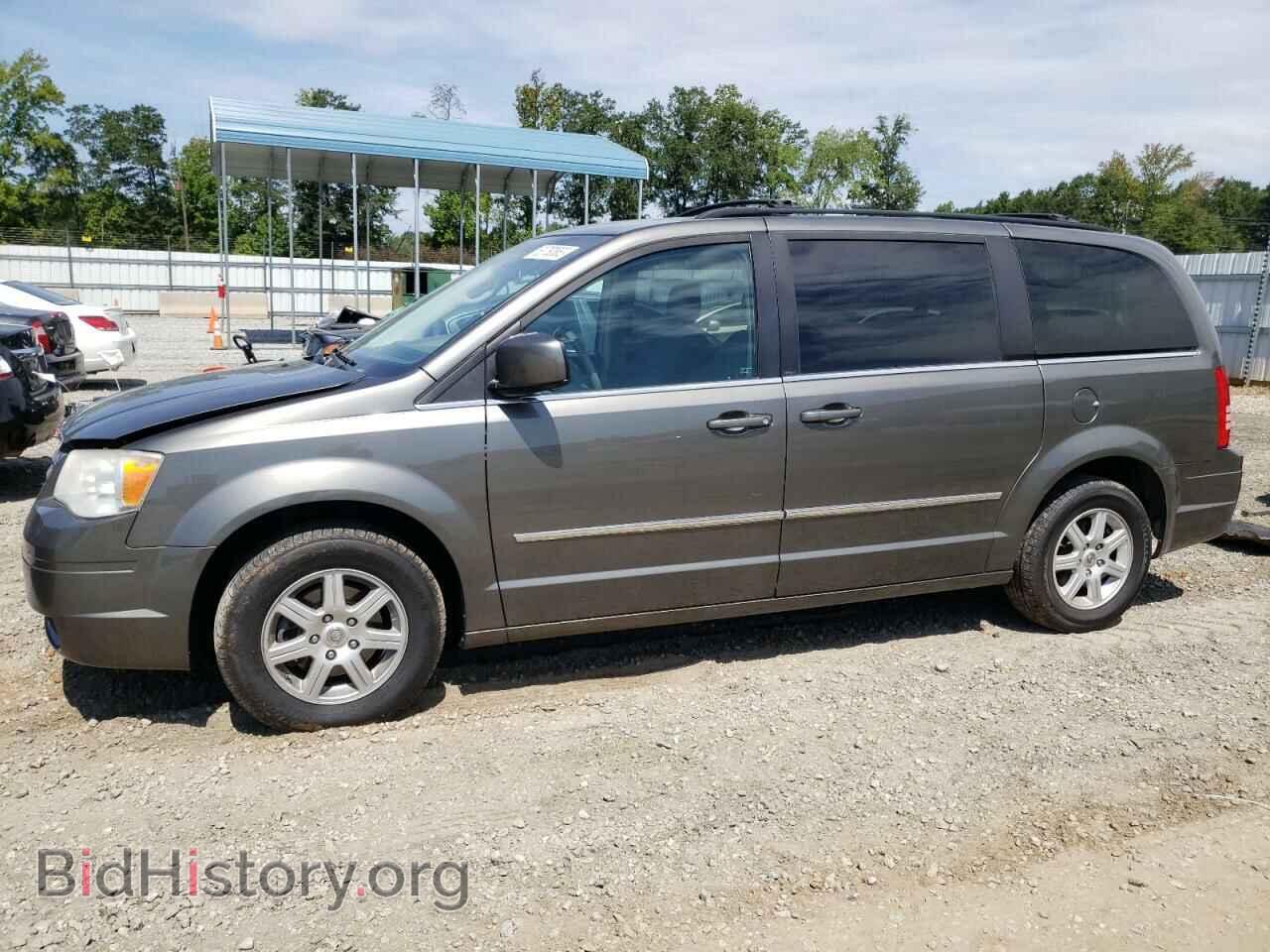 Photo 2A4RR5D11AR399547 - CHRYSLER MINIVAN 2010