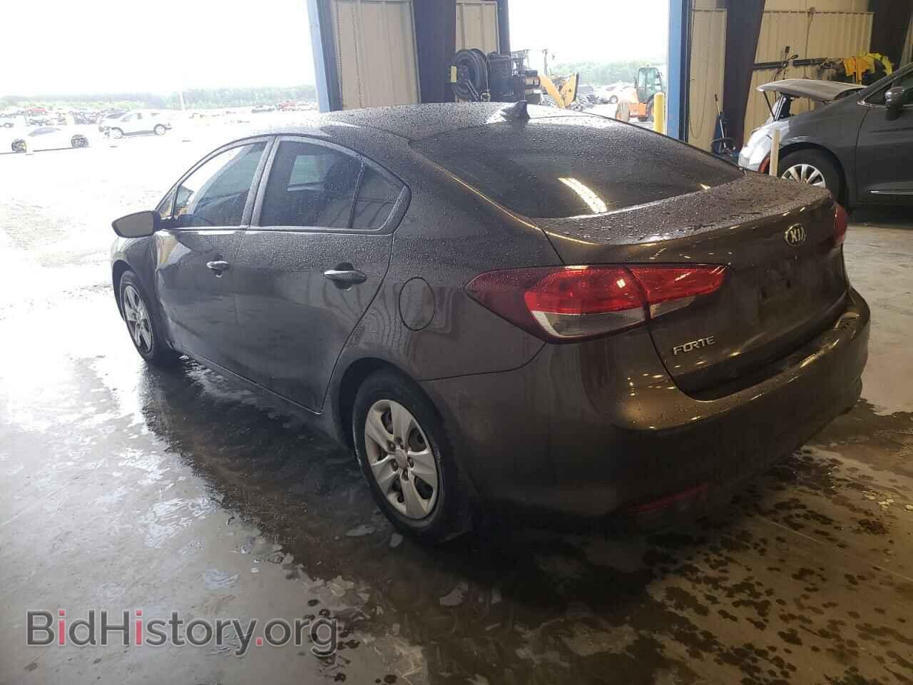 2017 KIA FORTE - VIN: 3KPFK4A7XHE138168 - Фото 2