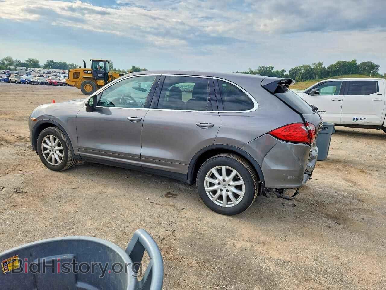 2012 PORSCHE CAYENNE - VIN: WP1AA2A22CLA10804 - Photo 2
