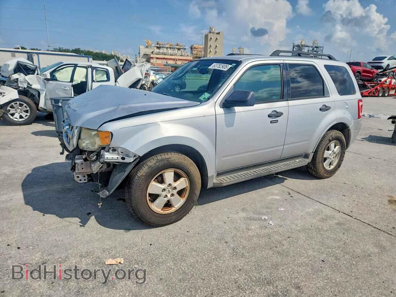 Фотография 1FMCU0DG3CKC60017 - FORD ESCAPE 2012