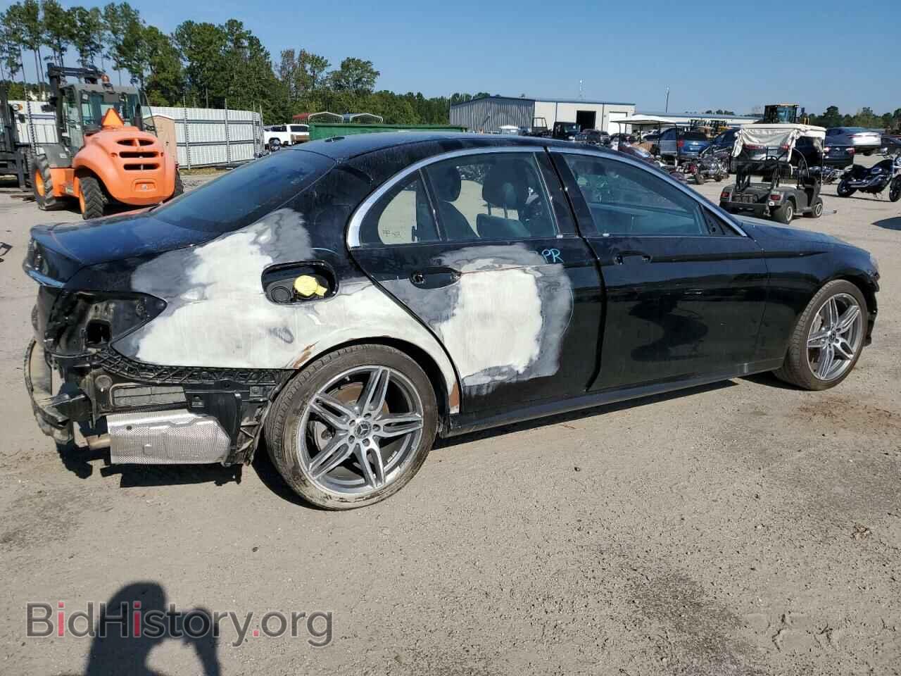 2018 MERCEDES-BENZ E-CLASS - VIN: WDDZF4JB6JA339487 - Фото 3